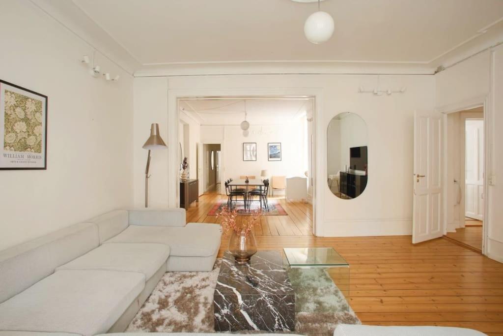 Large & Bright 3Br Apartment W Whirlpool Near Metro Copenhaga Exterior foto